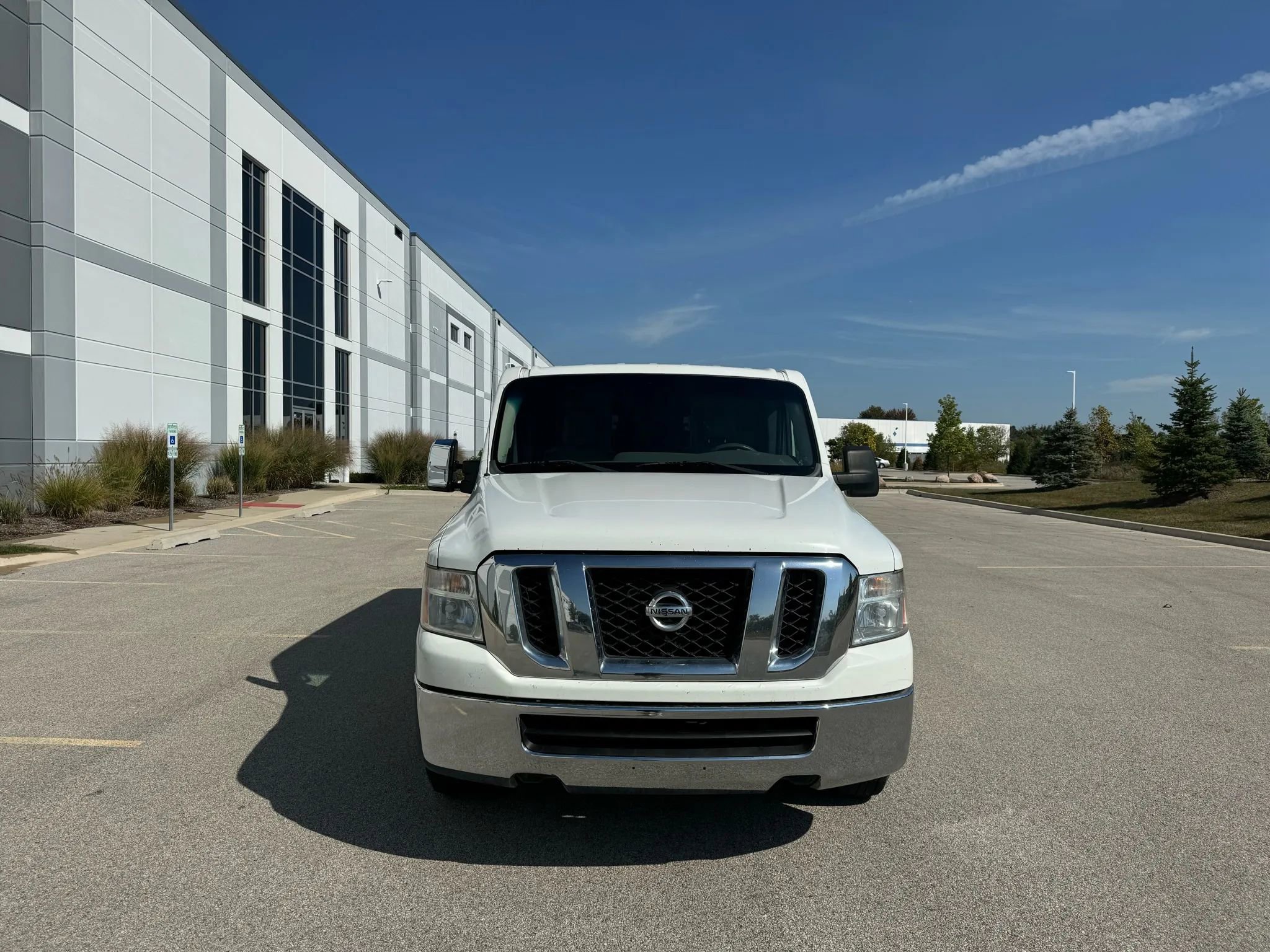 Used 2015 Nissan NV 2500 SL image 2