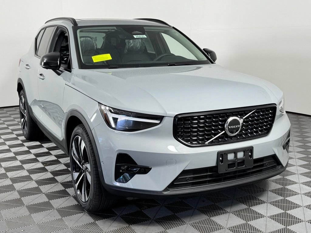 New 2026 Volvo XC40 B5 Ultra w/ Protection Package Premier AWD/4WD image 3