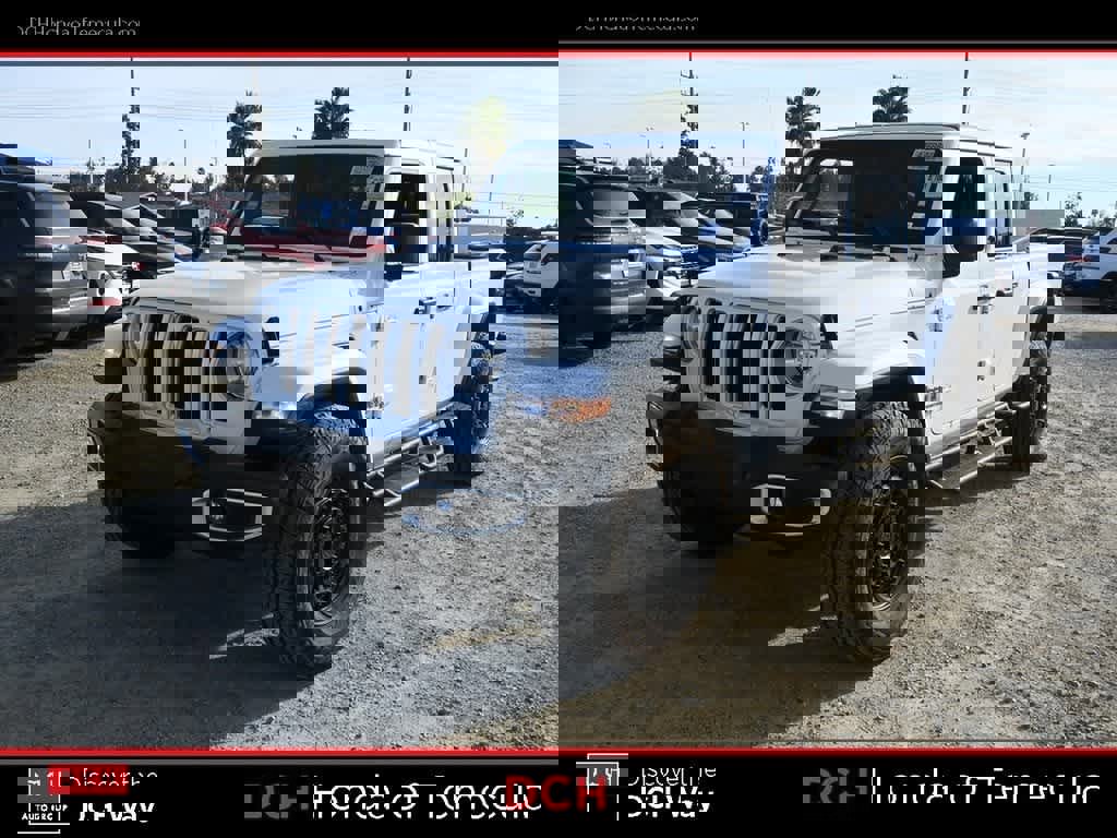 Used 2023 Jeep Gladiator Overland image 1