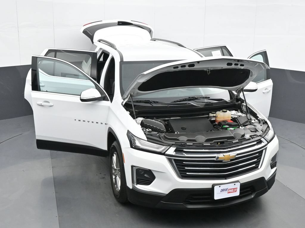 Used 2023 Chevrolet Traverse LT FWD image 34