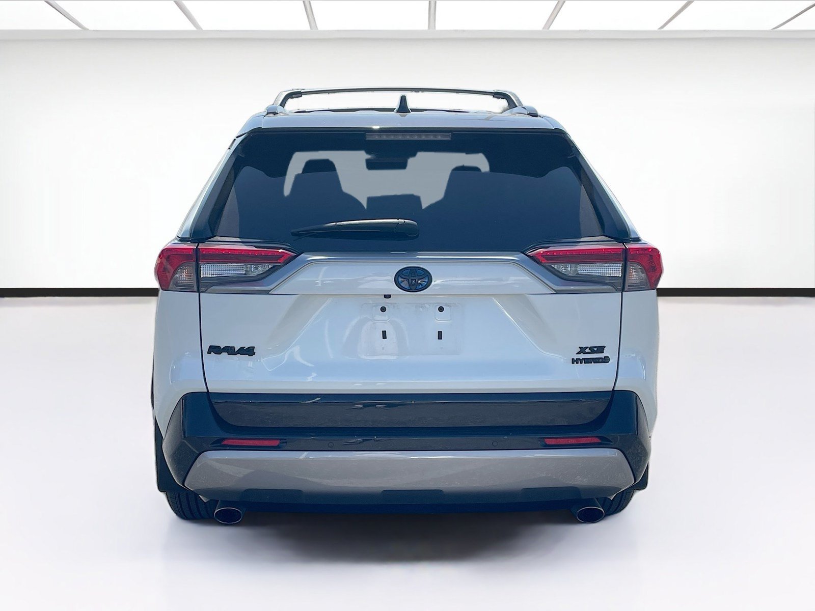 Used 2022 Toyota RAV4 XSE AWD/4WD image 5