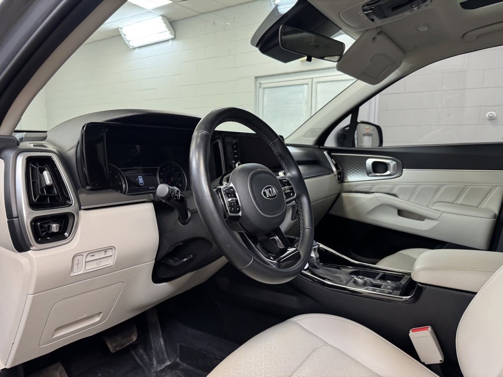 Used 2021 Kia Sorento SX image 12