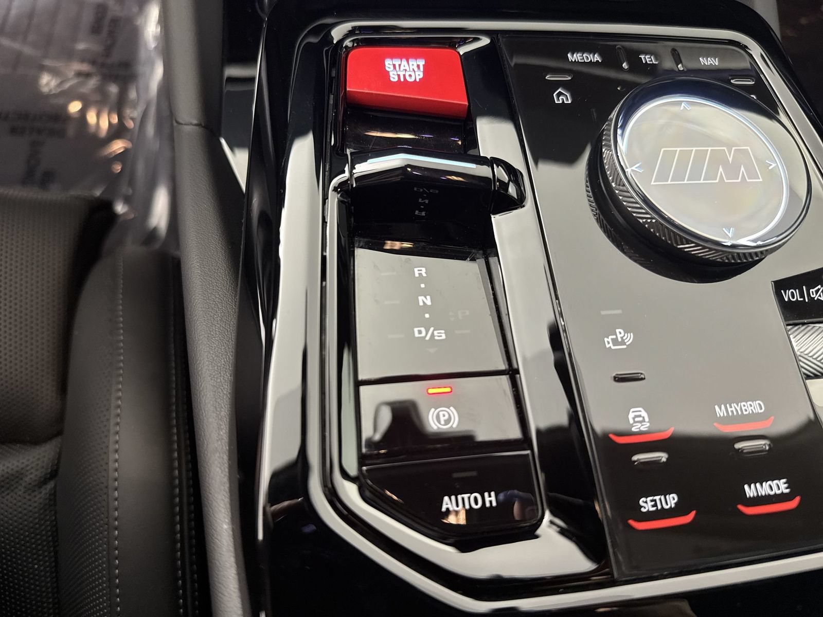 Used 2026 BMW M5 w/ Executive Package AWD/4WD image 18