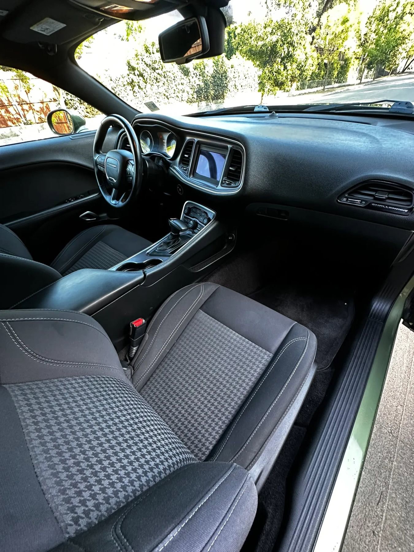Used 2018 Dodge Challenger SXT RWD image 24