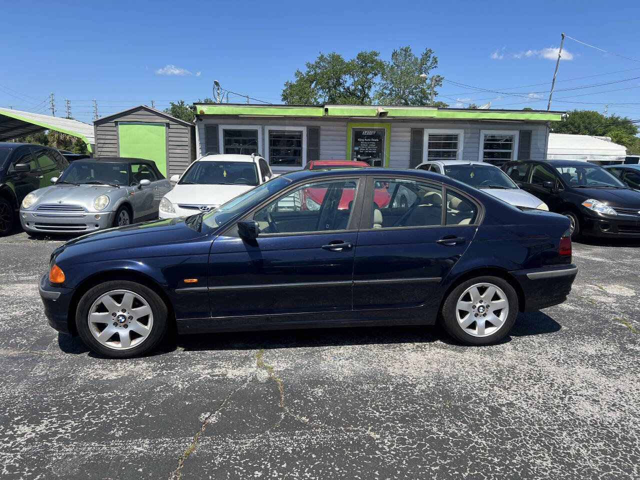 Used 2000 BMW 323i Sedan RWD image 7