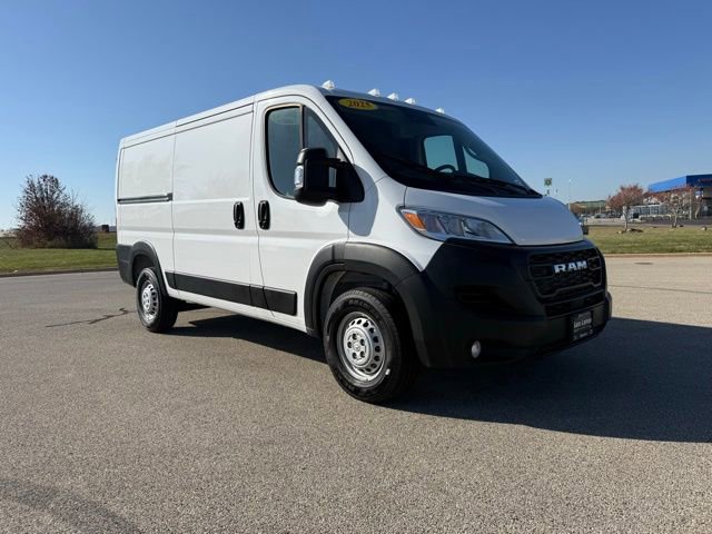 Used 2025 RAM ProMaster 2500 w/ Convenience Group video 1
