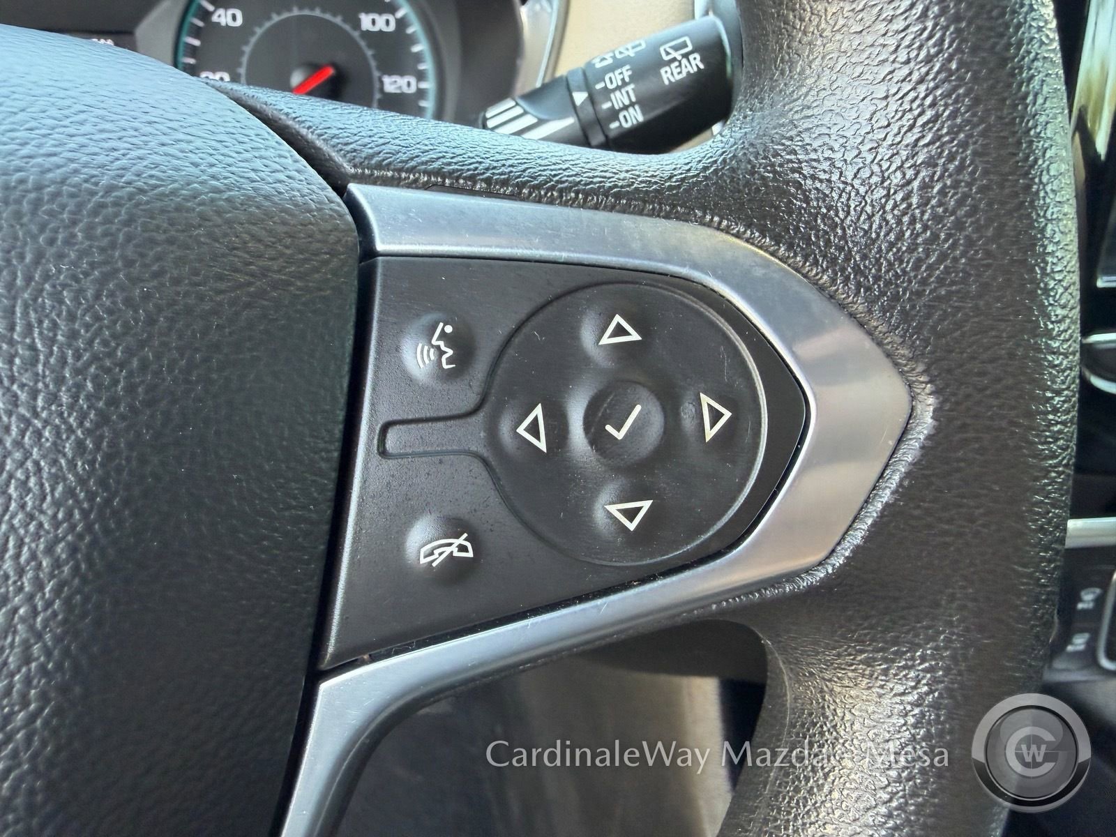 Used 2023 Chevrolet Traverse LS image 22