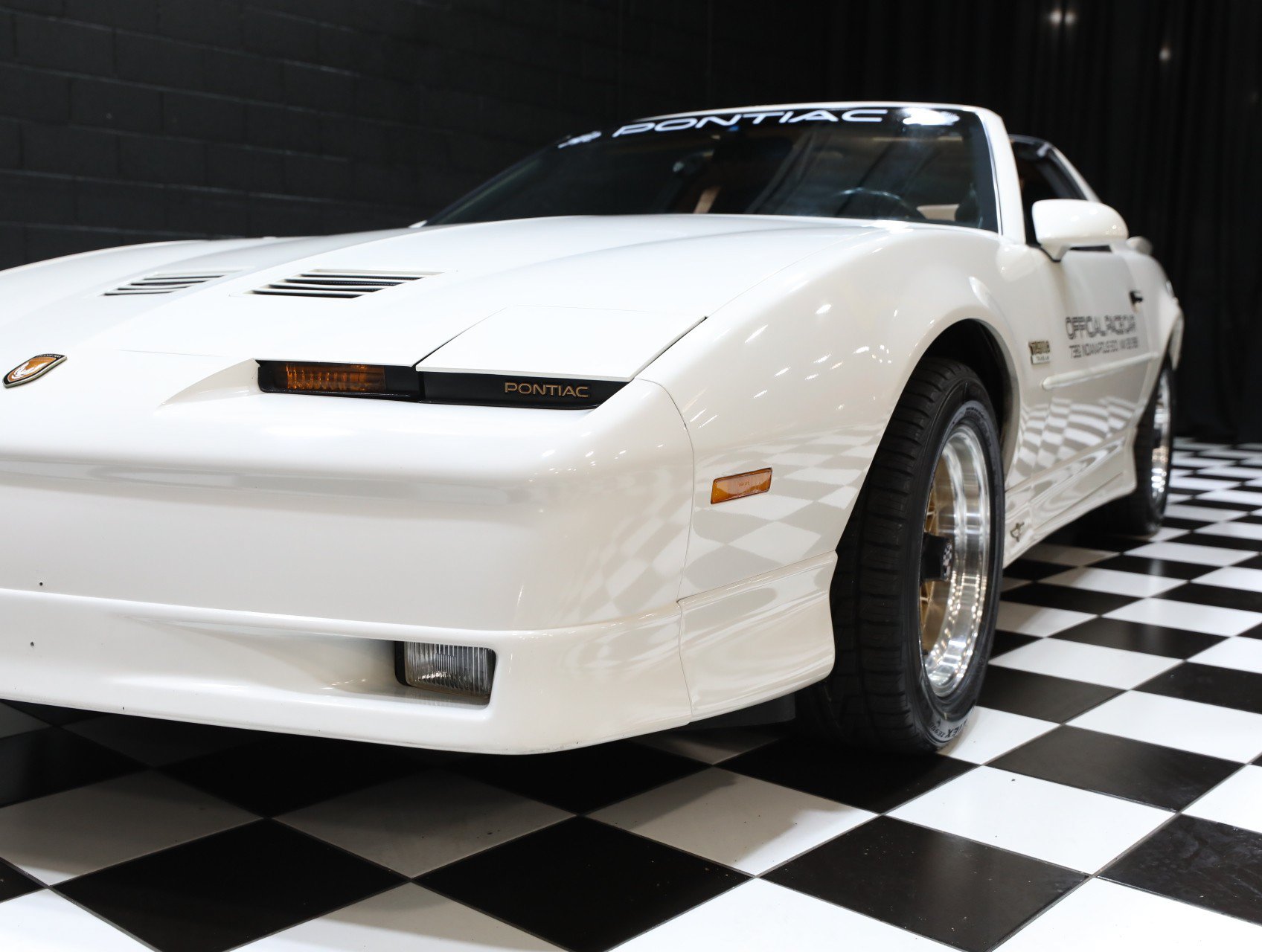 Used 1989 Pontiac Firebird Trans Am RWD image 13