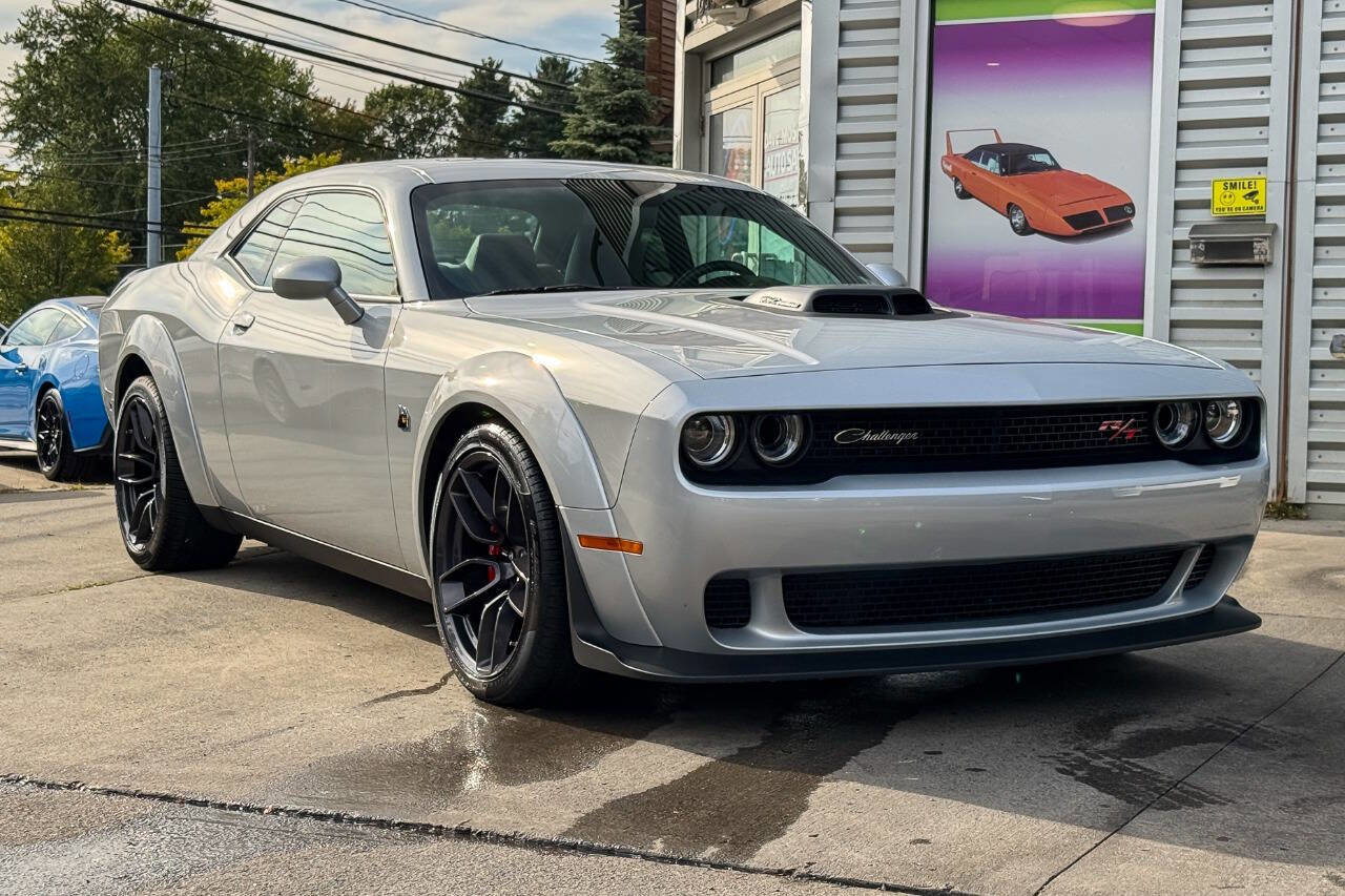 Used 2022 Dodge Challenger R/T Scat Pack image 1