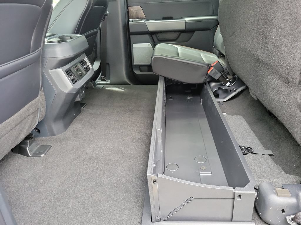 Used 2025 Ford F250 Lariat w/ Lariat Ultimate Package AWD/4WD image 12