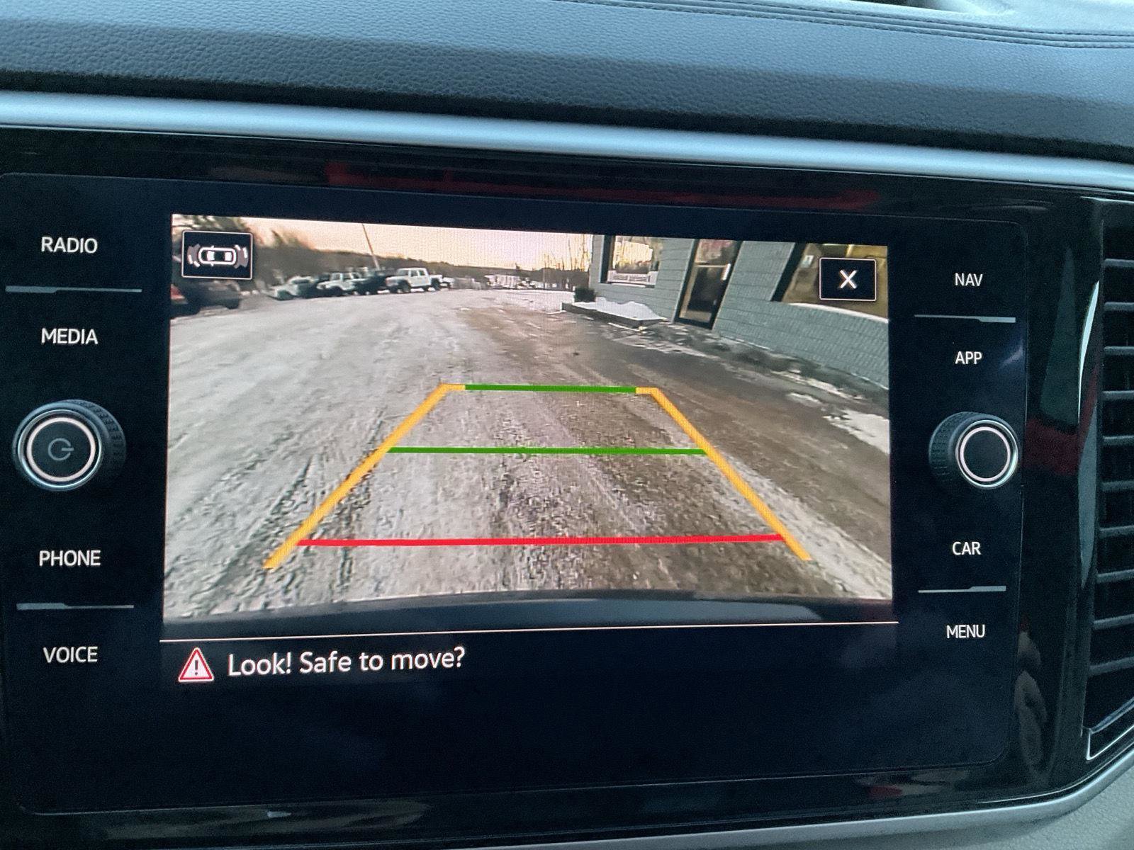 Used 2022 Volkswagen Atlas SEL image 28