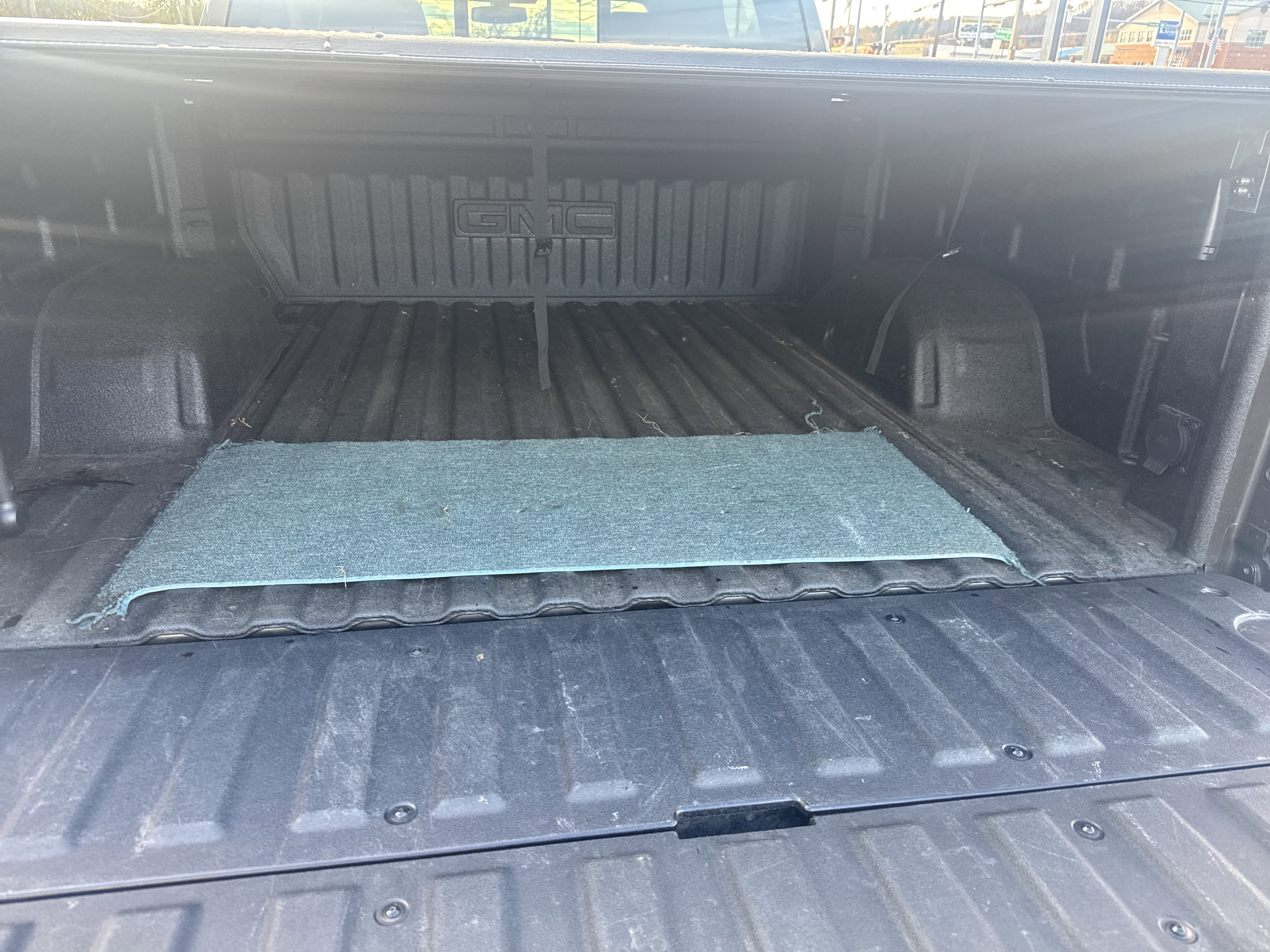 Used 2019 GMC Sierra 1500 SLT w/ SLT Premium Package image 5