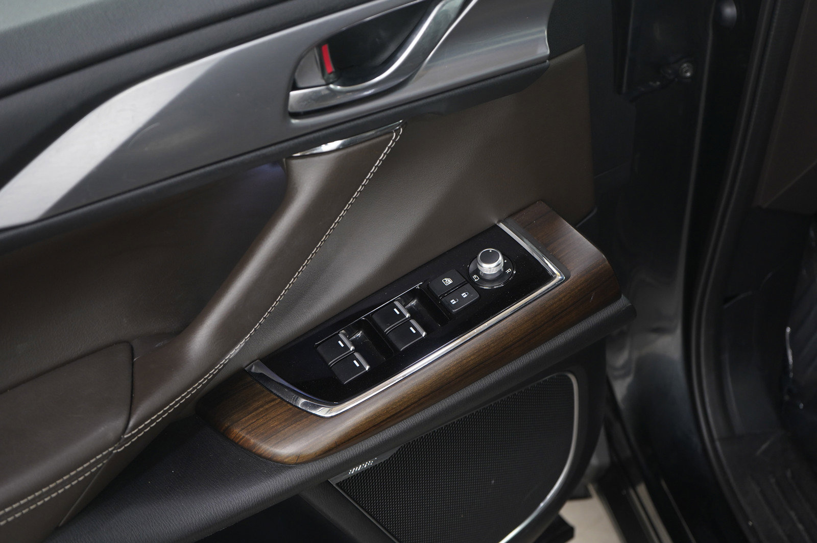 Used 2020 MAZDA CX-9 Signature image 23