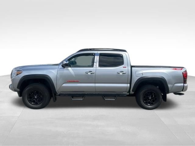 Used 2023 Toyota Tacoma SR5 w/ SX Package image 2
