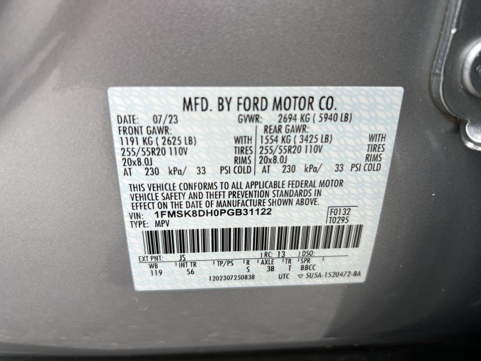 Used 2023 Ford Explorer XLT w/ Equipment Group 202A AWD/4WD image 28