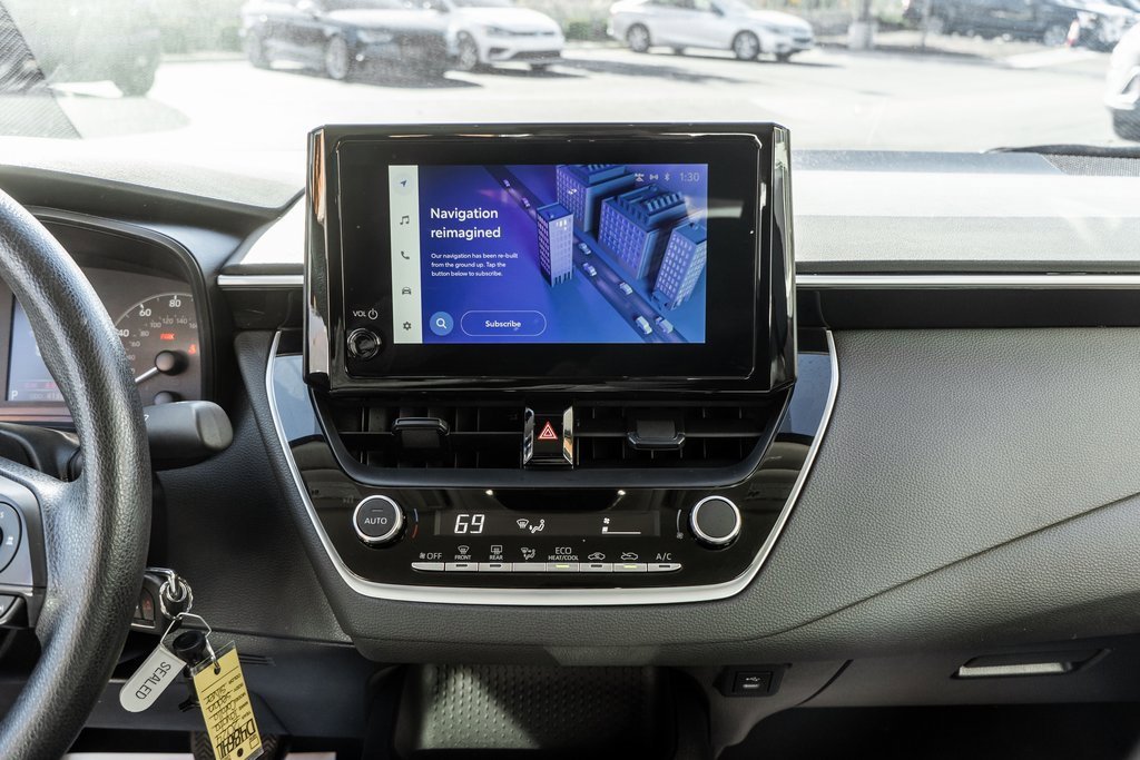 Used 2024 Toyota Corolla LE image 14