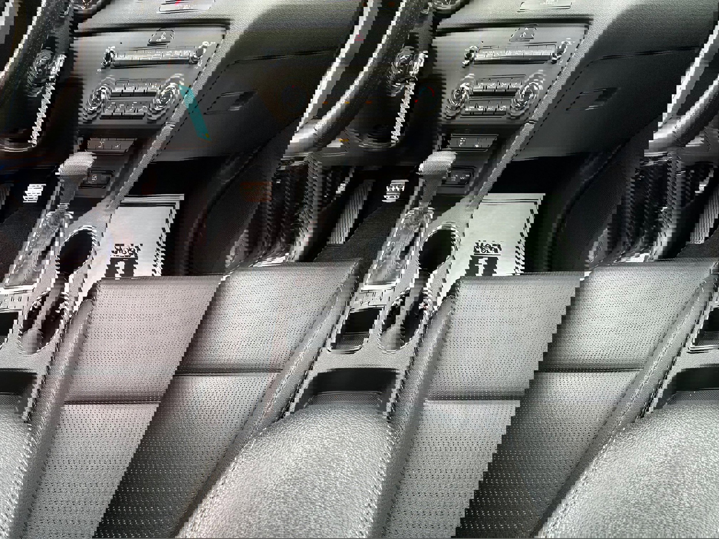 Used 2020 Kia Sportage S w/ S Sunroof Package image 31