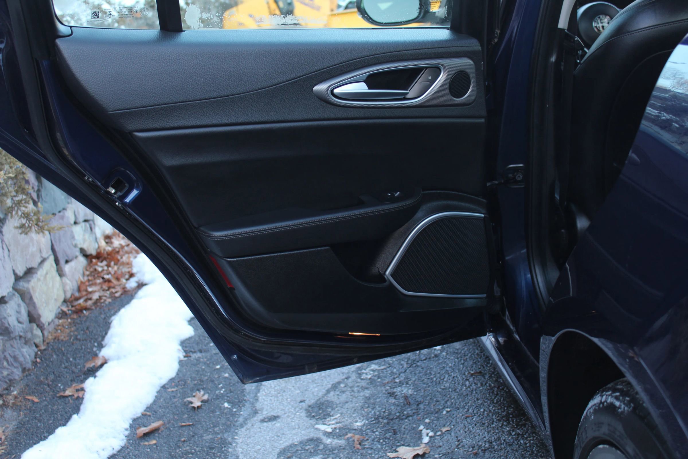 Used 2017 Alfa Romeo Giulia Sedan 4D image 14