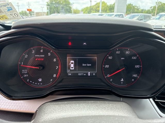 Used 2025 Chevrolet Trax RS w/ Sunroof Package image 28