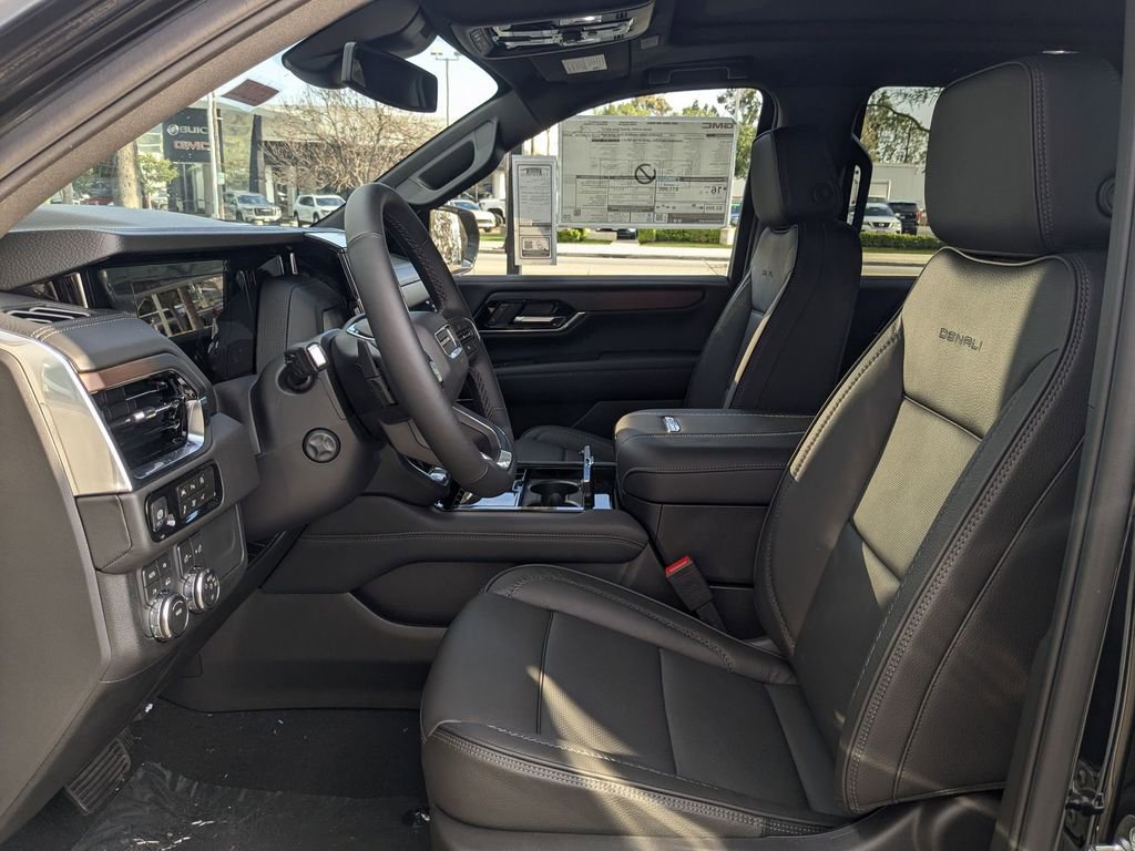 New 2026 GMC Yukon Denali w/ Sun & Power Step Package image 20