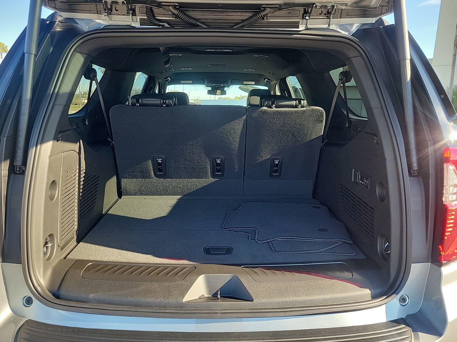 New 2026 GMC Yukon XL Elevation RWD image 7