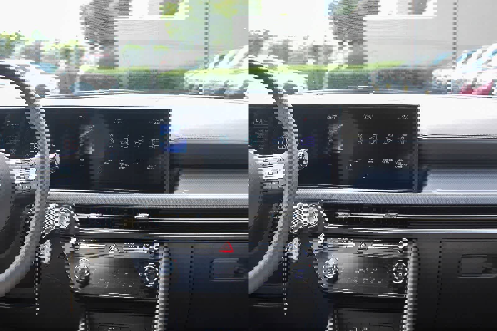 Certified 2025 Hyundai Sonata SEL image 17