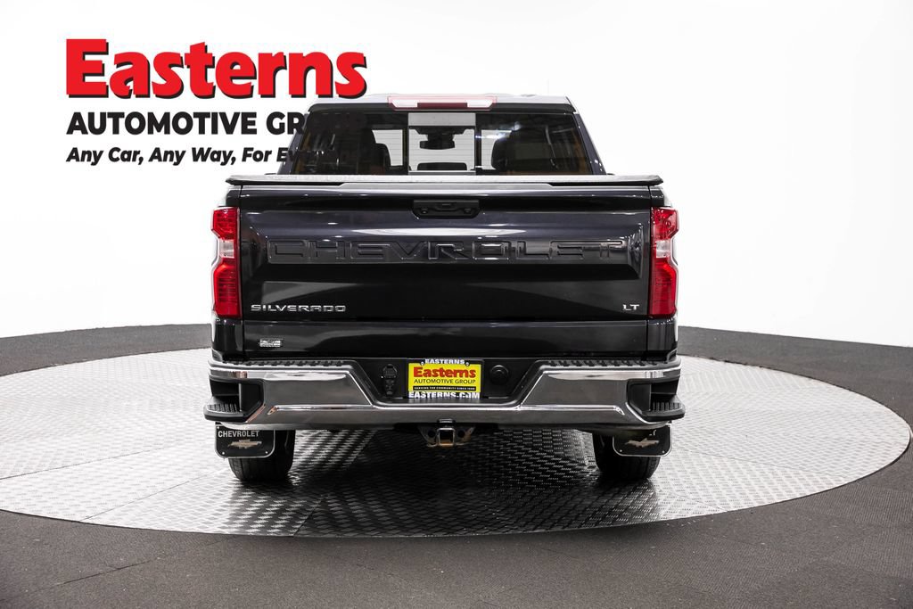 Used 2022 Chevrolet Silverado 1500 LT w/ Convenience Package II AWD/4WD image 5
