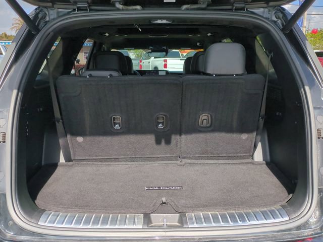 Used 2023 Hyundai Palisade Calligraphy image 13