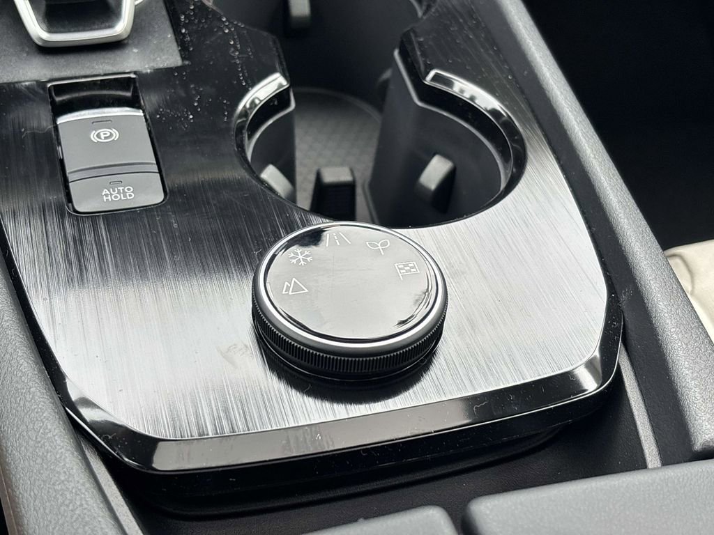 New 2026 Nissan Rogue SV image 14