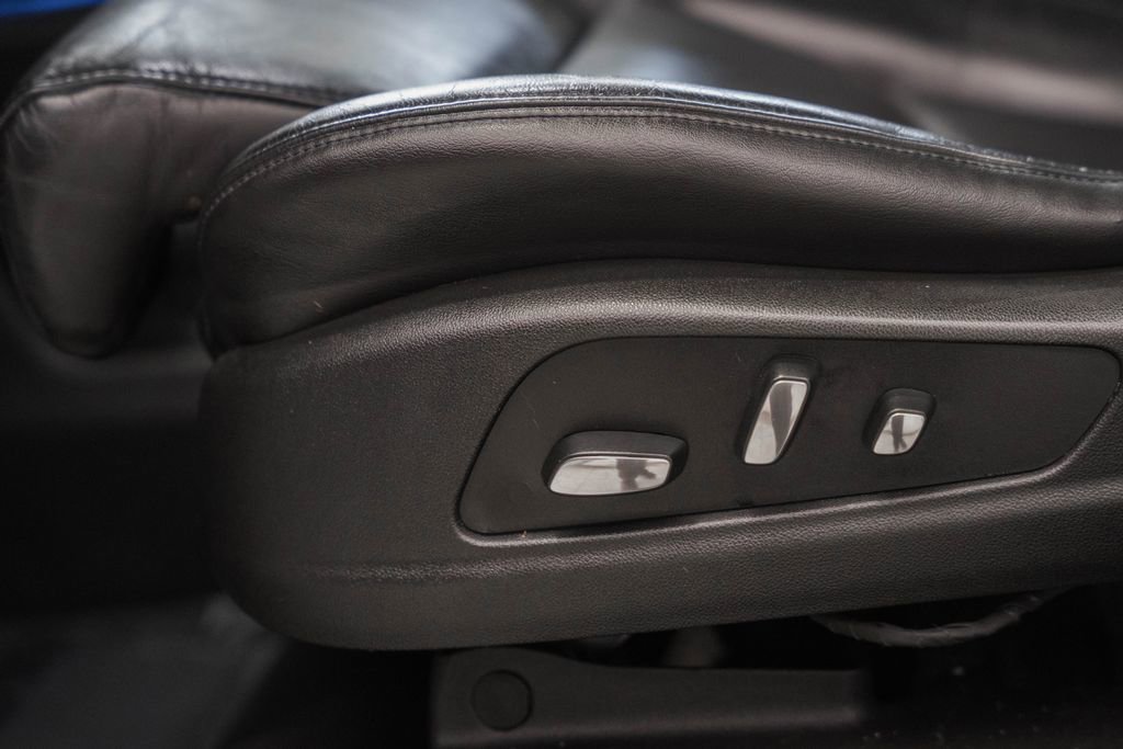 Used 2017 Cadillac XT5 Luxury image 40