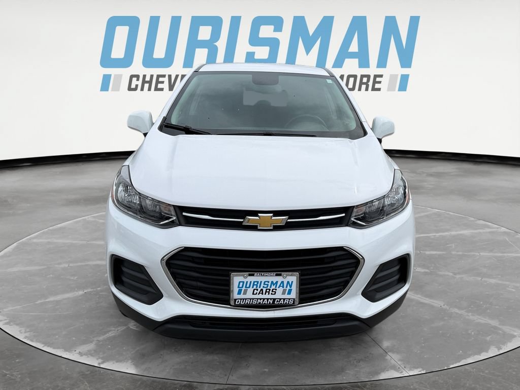 Used 2020 Chevrolet Trax LS w/ Tint and Cruise Package AWD/4WD image 8