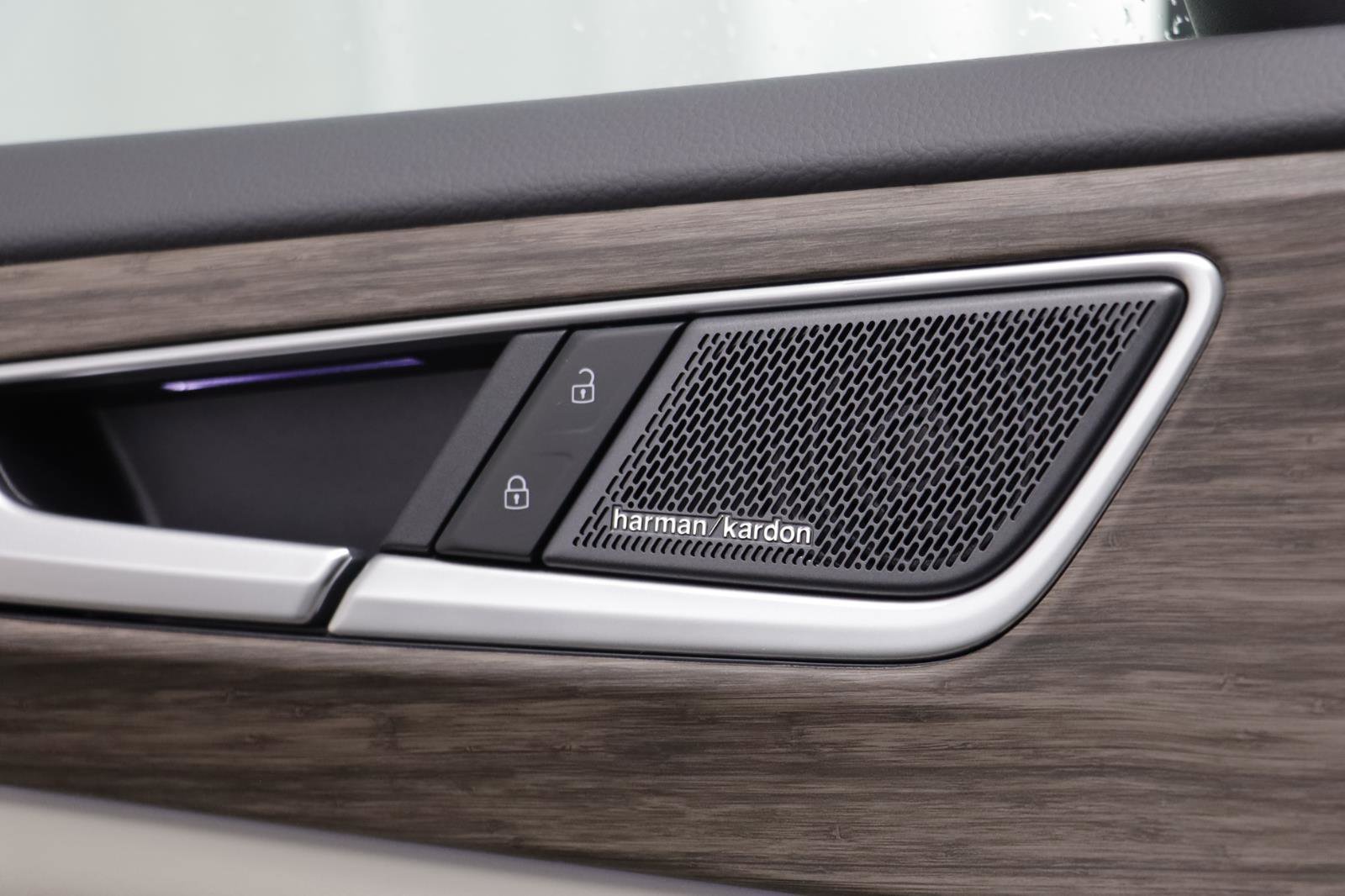 New 2026 Volkswagen Atlas SEL Premium R-Line image 7