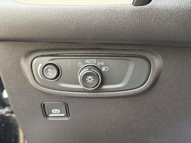 Used 2020 GMC Terrain SLE w/ Driver Convenience Package AWD/4WD image 24