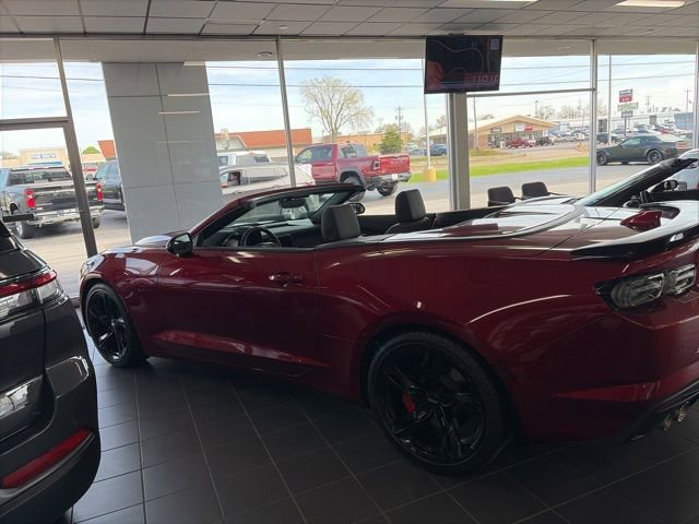 Used 2023 Chevrolet Camaro SS RWD image 2