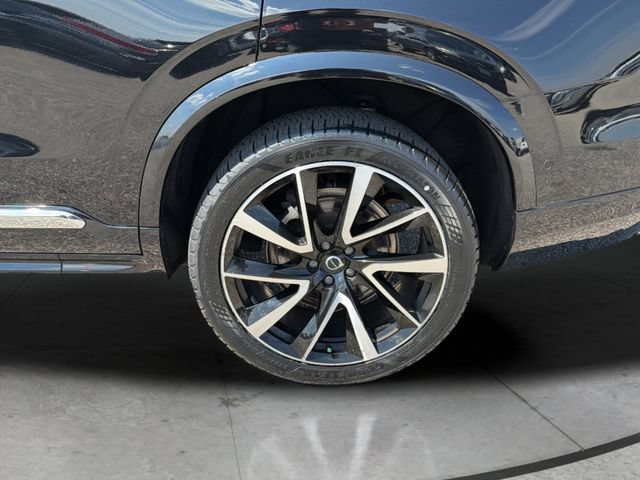 Used 2024 Volvo XC90 B6 Plus AWD/4WD image 32