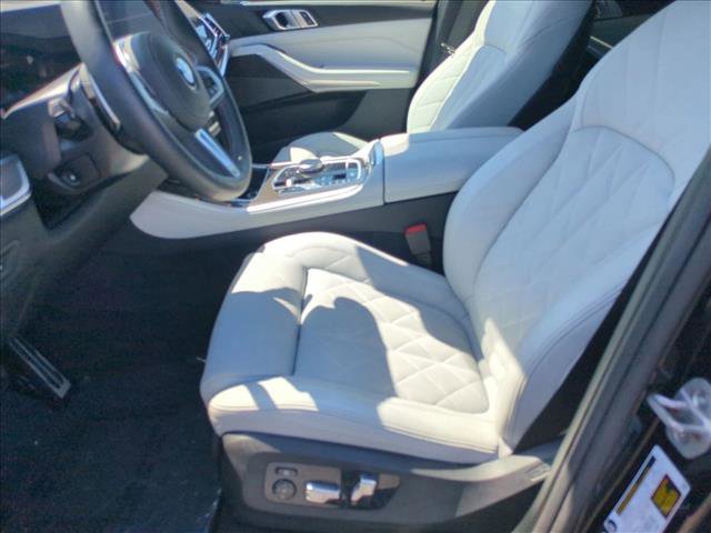 Used 2026 BMW X5 M60i AWD/4WD image 17