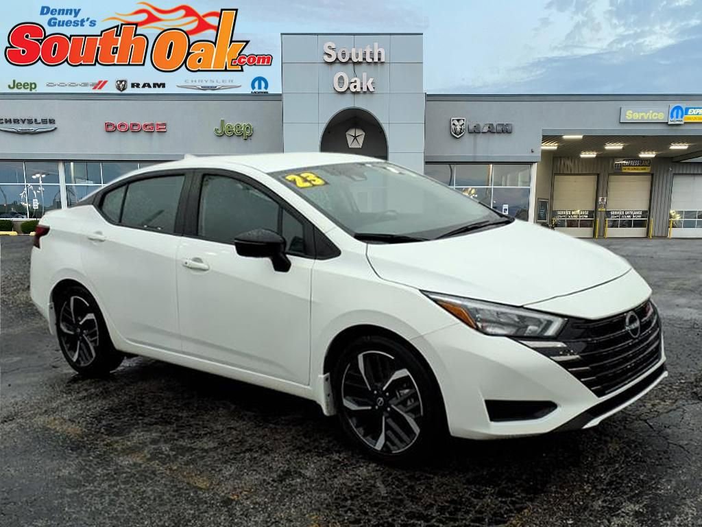 Used 2023 Nissan Versa SR w/ Trunk Package