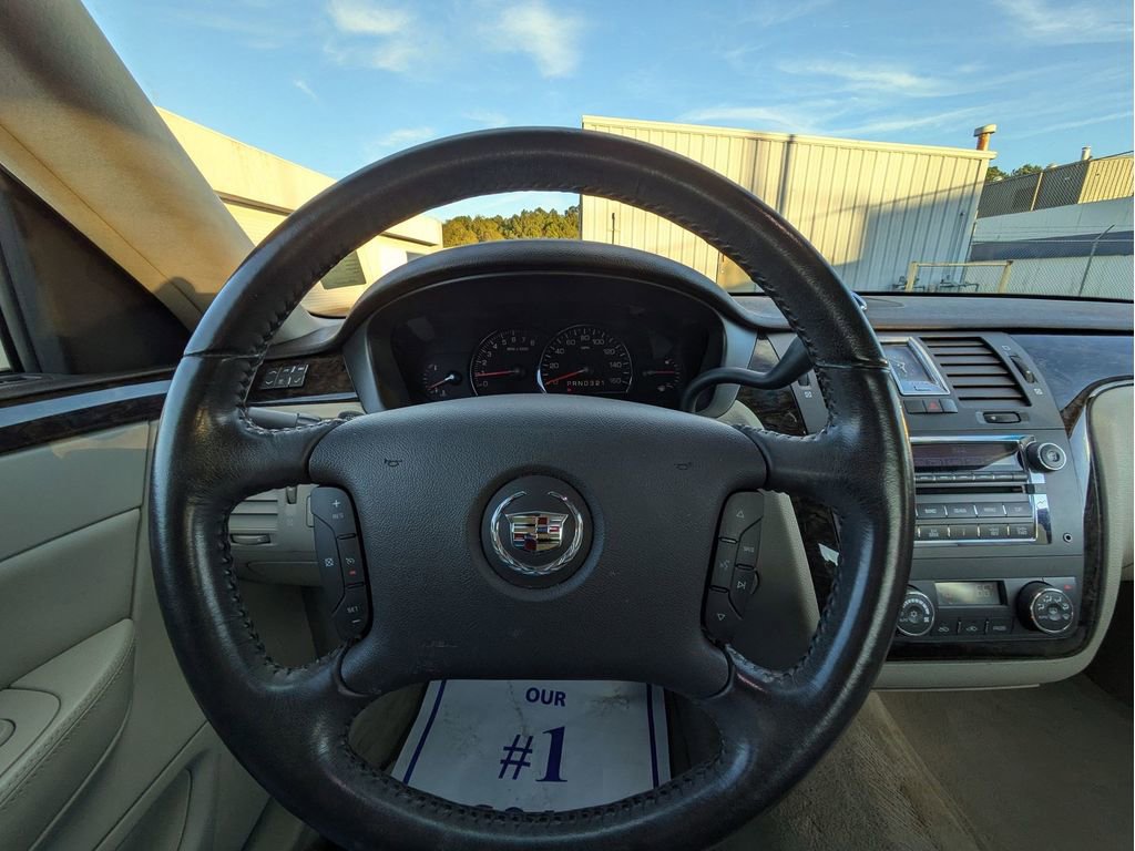 Used 2008 Cadillac DTS w/1SA image 14