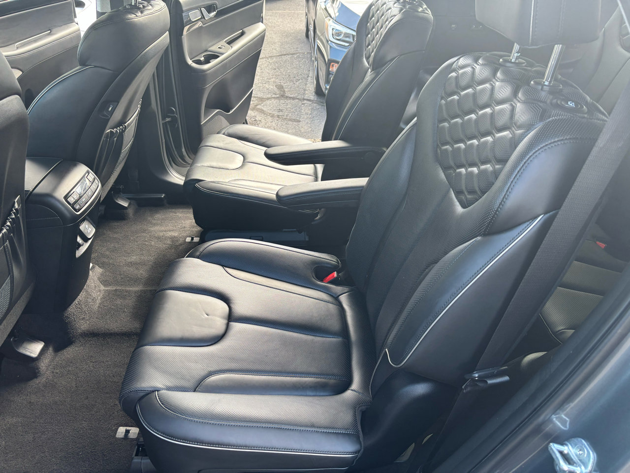 Used 2022 Hyundai Palisade Limited image 10