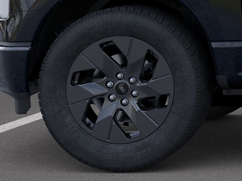 New 2025 Ford F150 Lightning Flash image 19