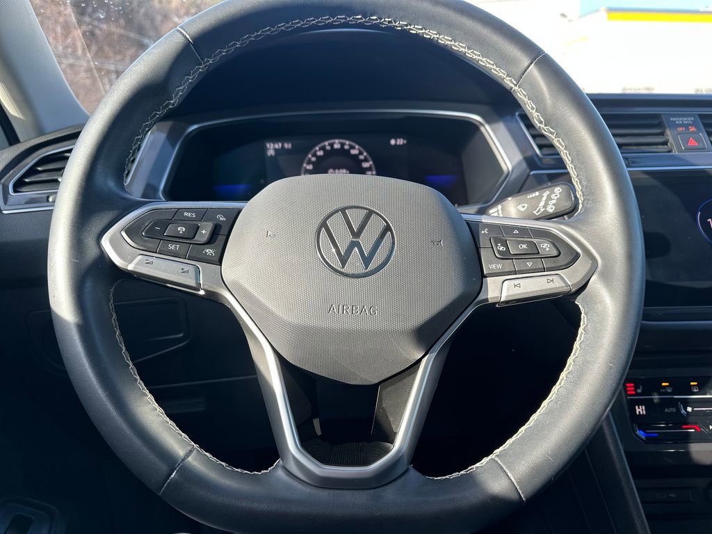 Used 2022 Volkswagen Tiguan SE image 7