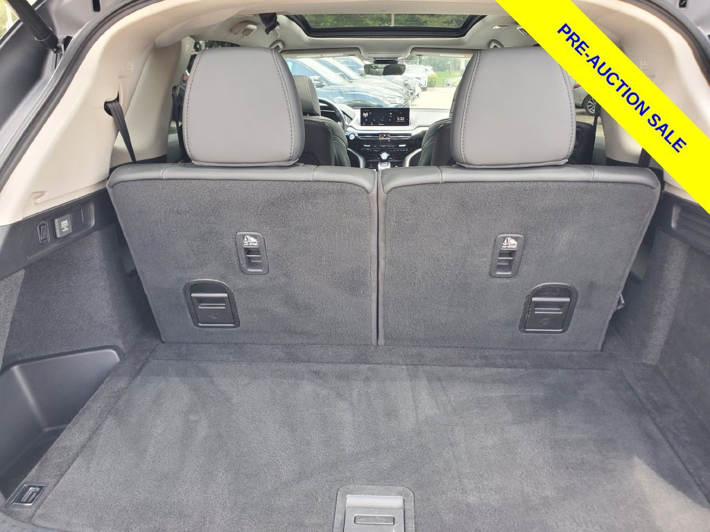Certified 2024 Acura MDX SH-AWD image 8