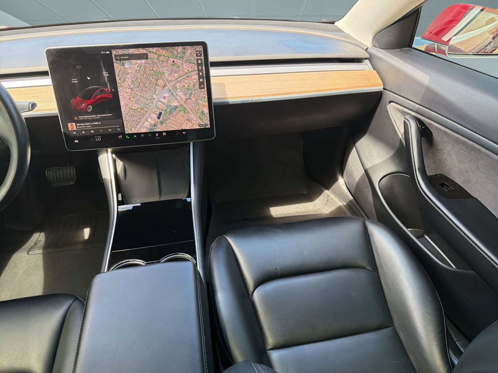 Used 2018 Tesla Model 3 Long Range image 27