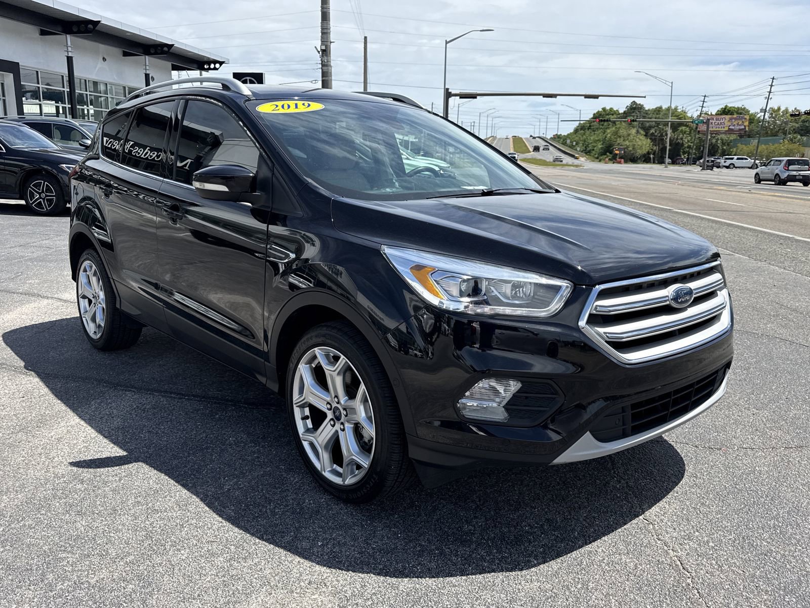 Used 2019 Ford Escape Titanium AWD/4WD image 7