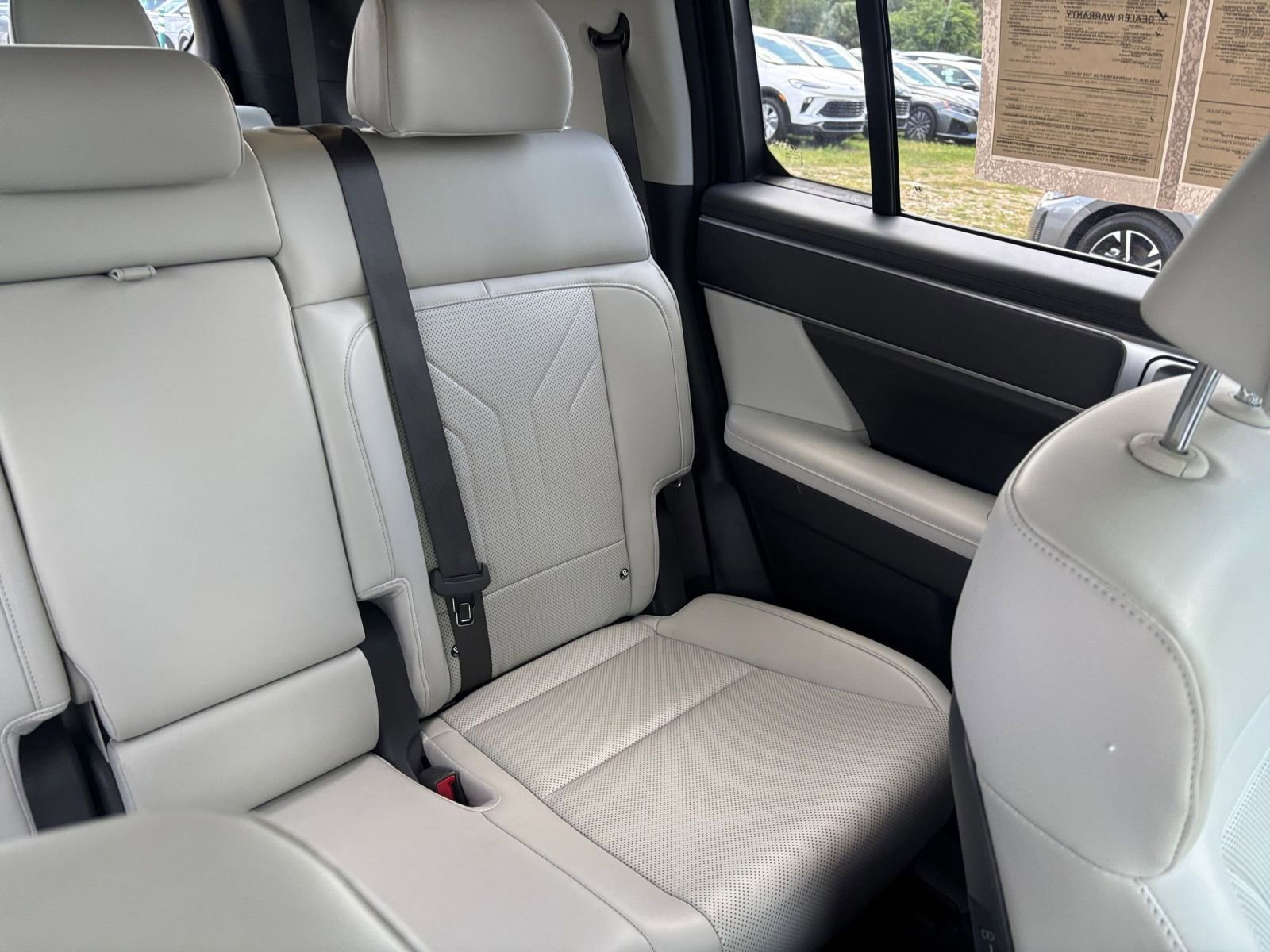 Used 2025 Hyundai Santa Fe SEL image 41