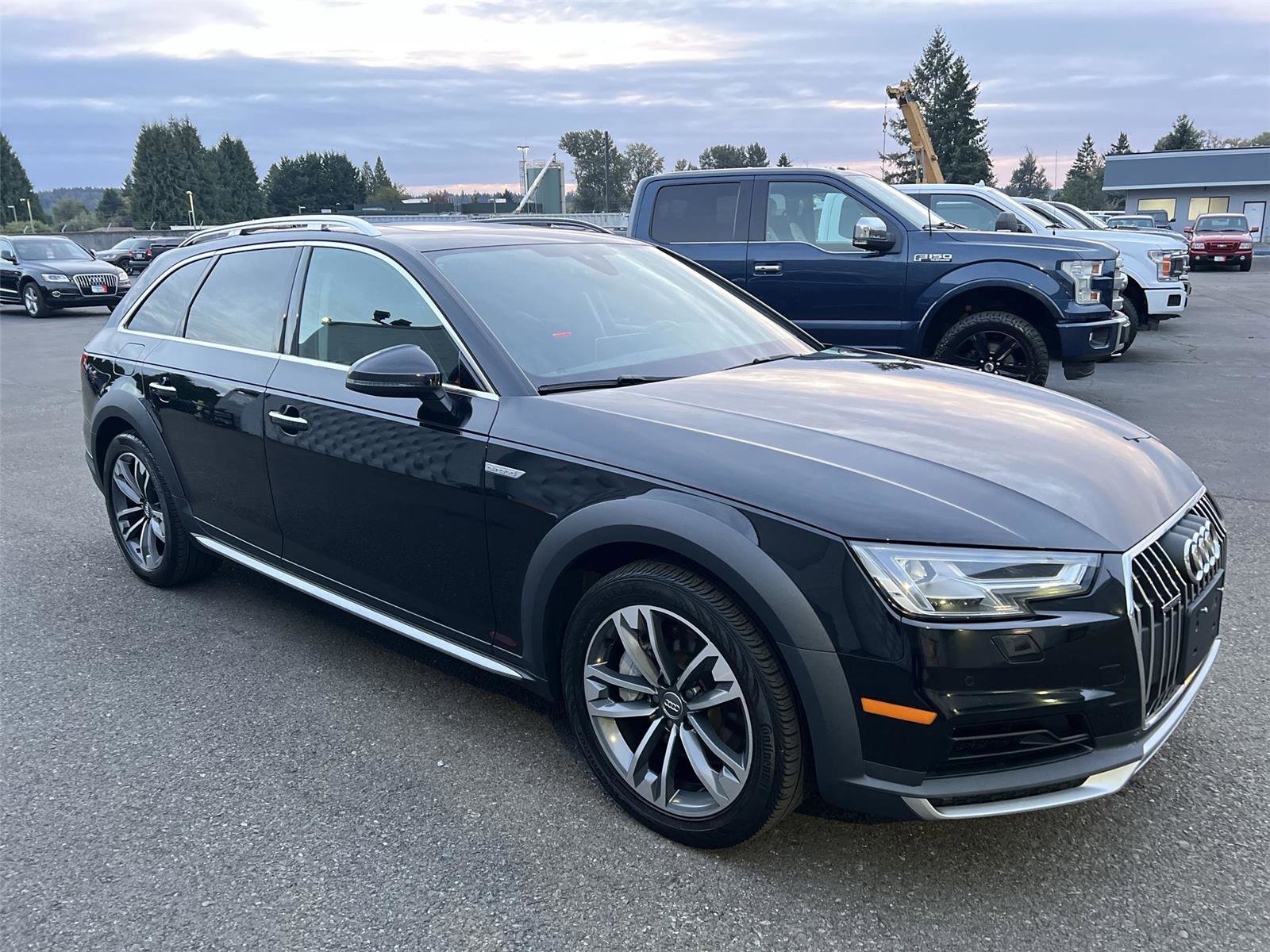 Used 2017 Audi A4 2.0T allroad Premium Plus w/ Technology Package image 7