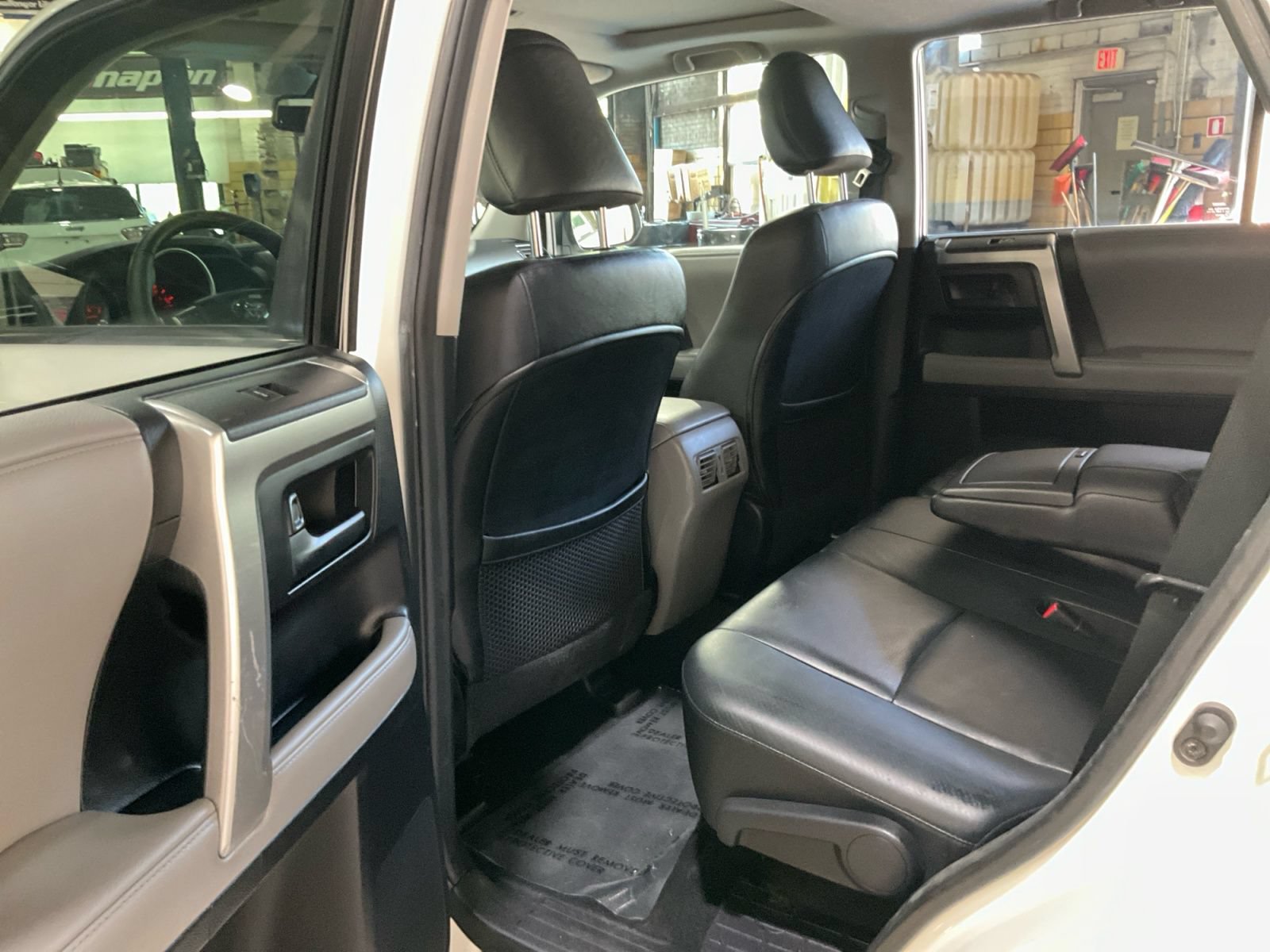 Used 2013 Toyota 4Runner SR5 w/ Premium Pkg w/3rd Row Seat AWD/4WD image 30