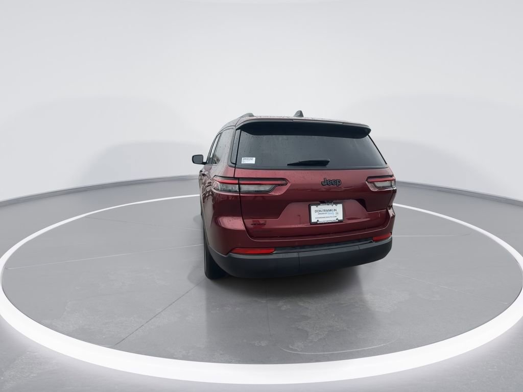 Used 2025 Jeep Grand Cherokee L Altitude AWD/4WD image 7