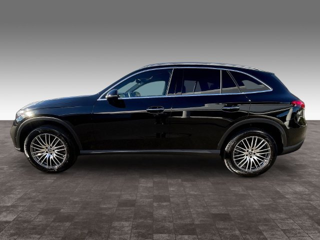 Used 2026 Mercedes-Benz GLC 300 4MATIC image 7