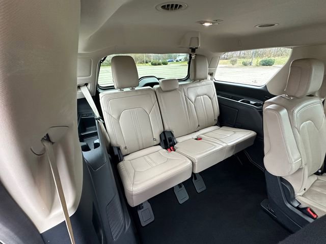 Used 2024 Ford Expedition Limited image 18